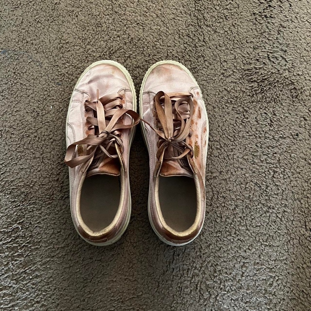 Puma Suede Classic (Rose Gold)